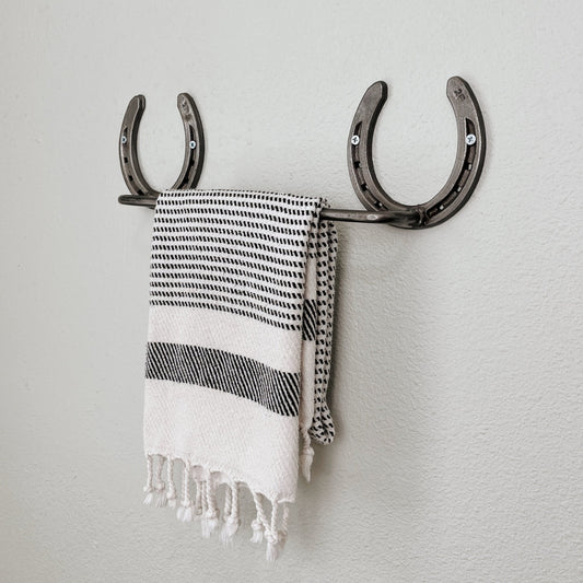 Horseshoe Towel Bar Hanger