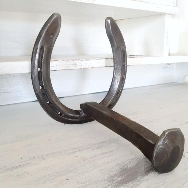Rustic Horseshoe Toilet Paper Holder - The Heritage Forge