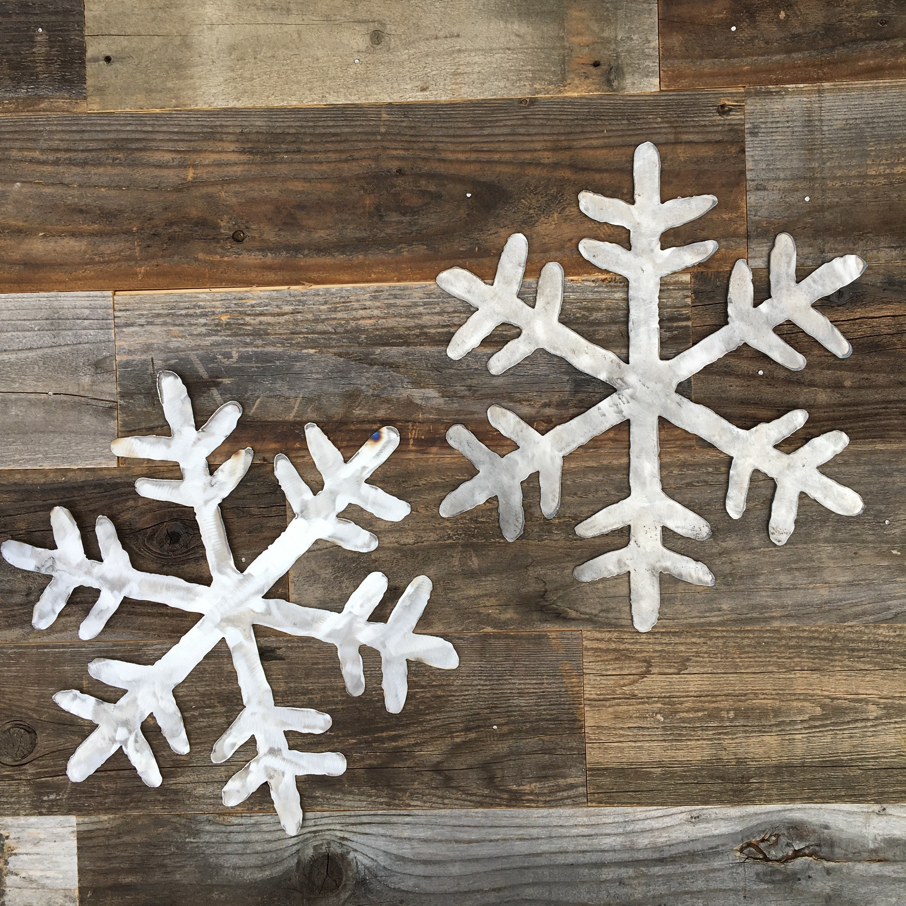 Wooden snowflakes – Brienne Farmers Market